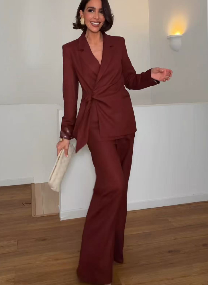 Women'S Formal Wear Suit - Elegancki damski garnitur biurowy: marynarka, spodnie,